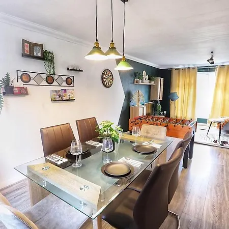 Stylish 3 Bedroom House - Homevy Relocations * Μπέρμιγχαμ